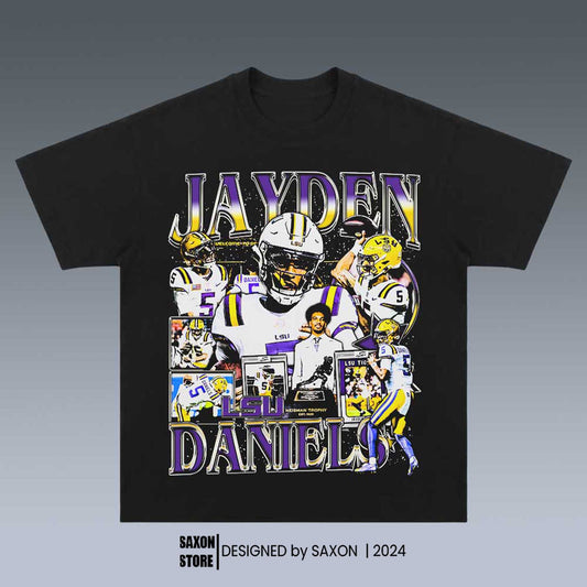 JAYDEN DANIELS 9.30 GRAPHIC TEE